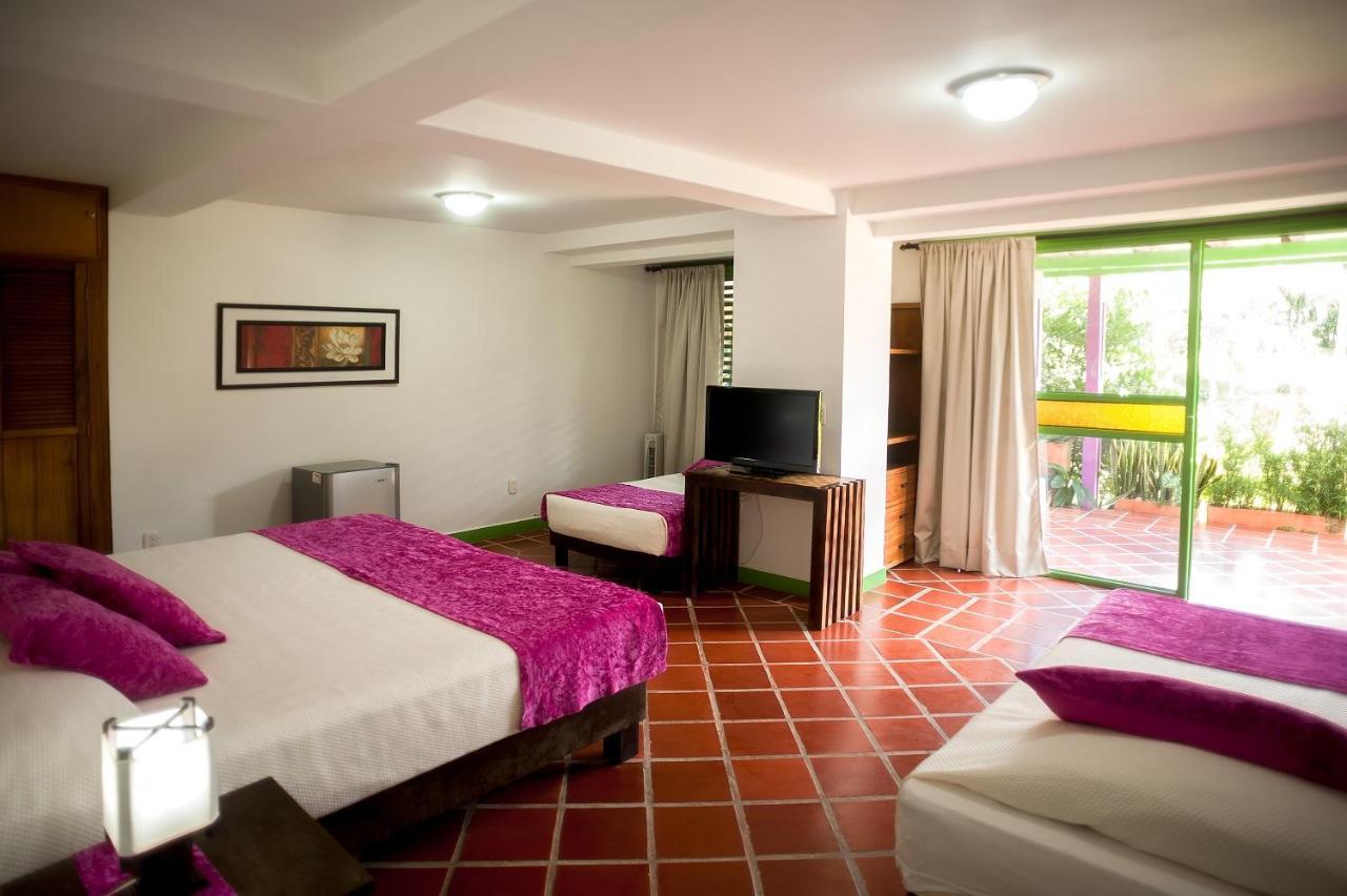 Hotel Campestre La Tata Montenegro Exteriör bild
